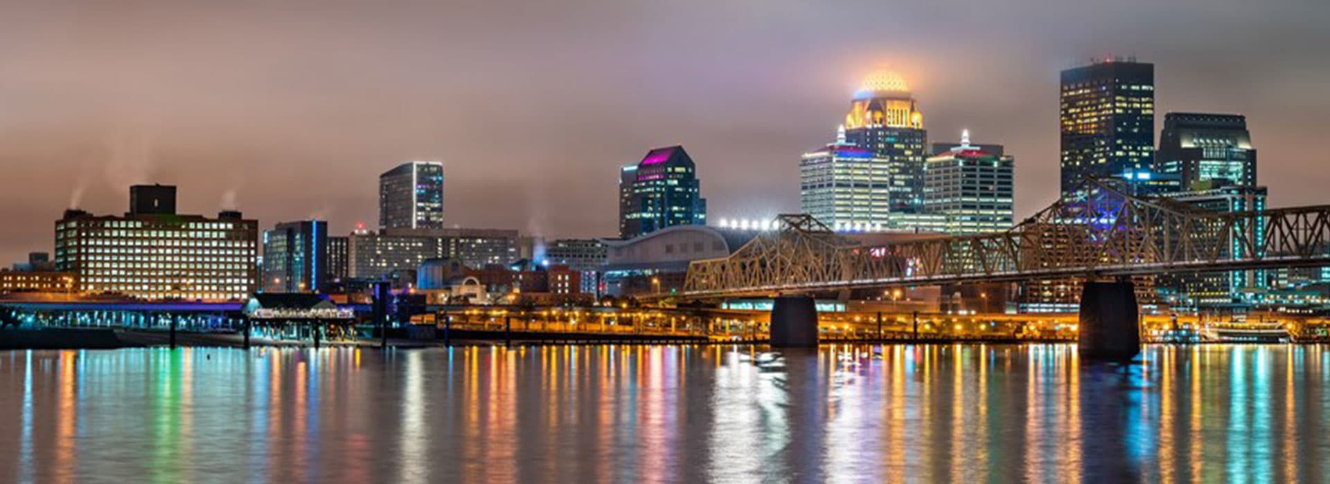 Louisville, Kentucky skyline at dusk